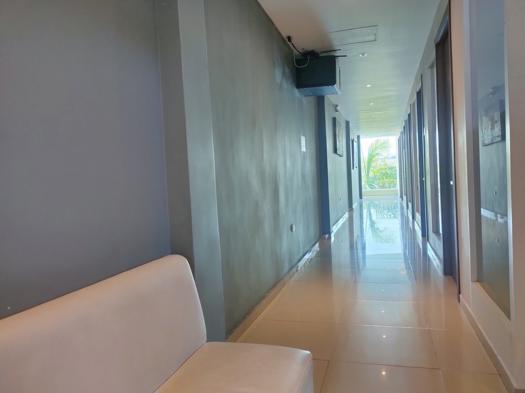 OFICINA 203 YEISON LUZ A (5).jpg
