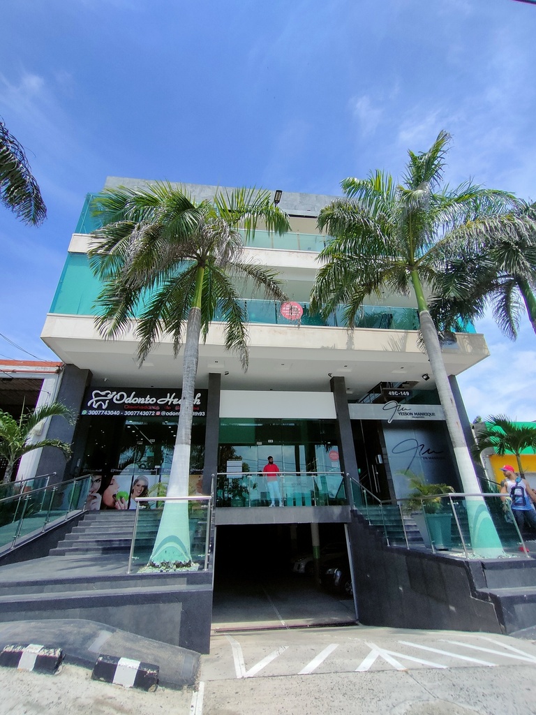 OFICINA 203 YEISON LUZ A (3).jpg